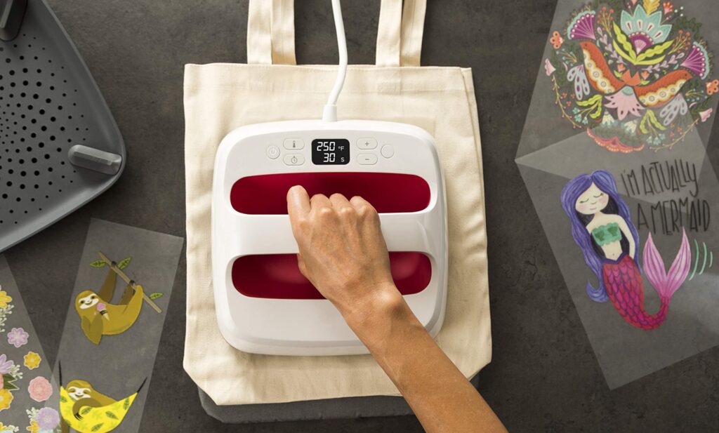 15 Best Heat Press Machines to Imprint Wonderful Designs on Various Materials